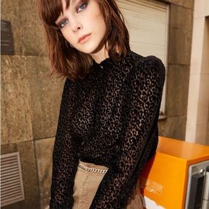 THE KOOPLES WHITE SHIRT WITH LEOPARD PRINT, PEPLUM